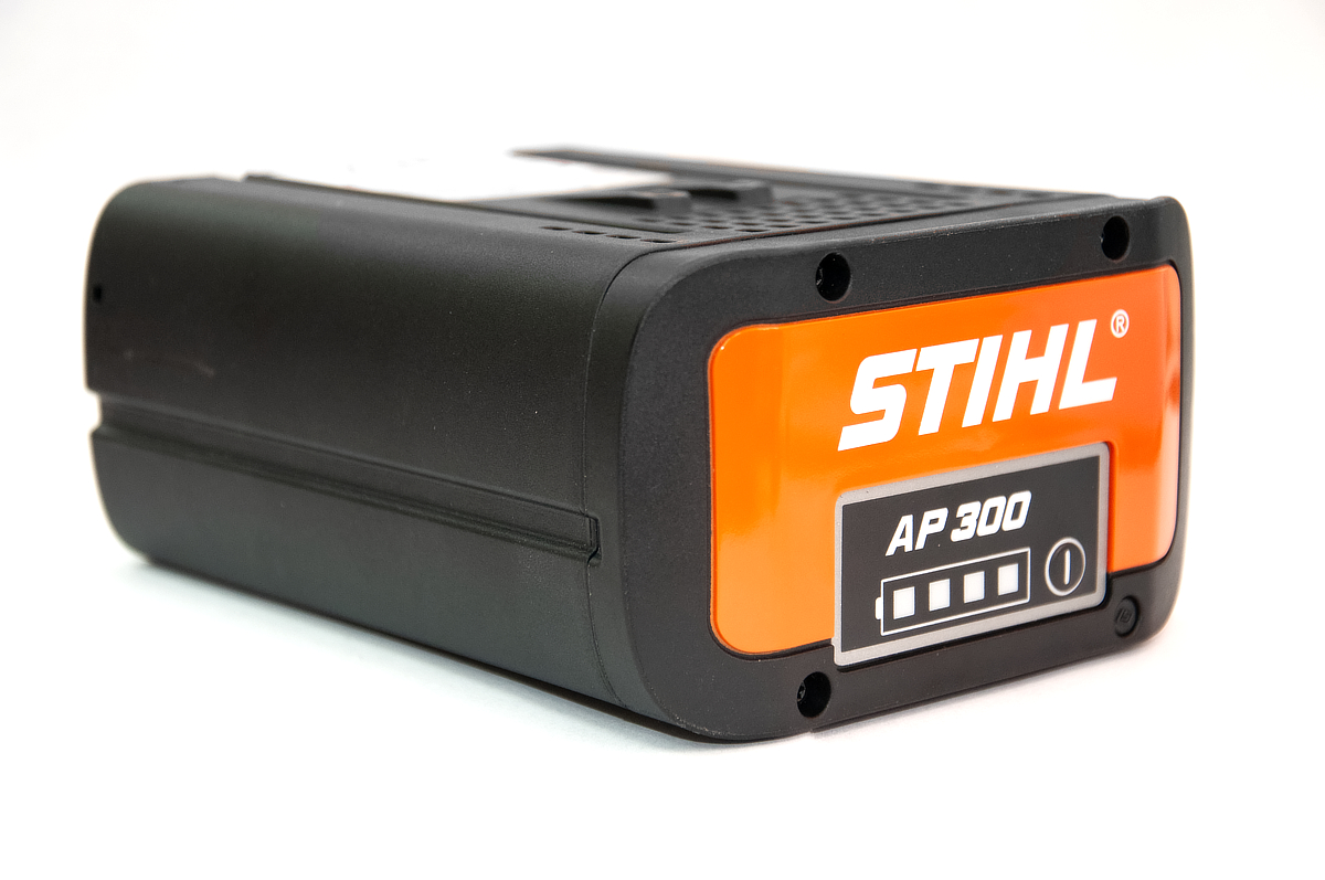 Аккумулятор для газонокосилки stihl